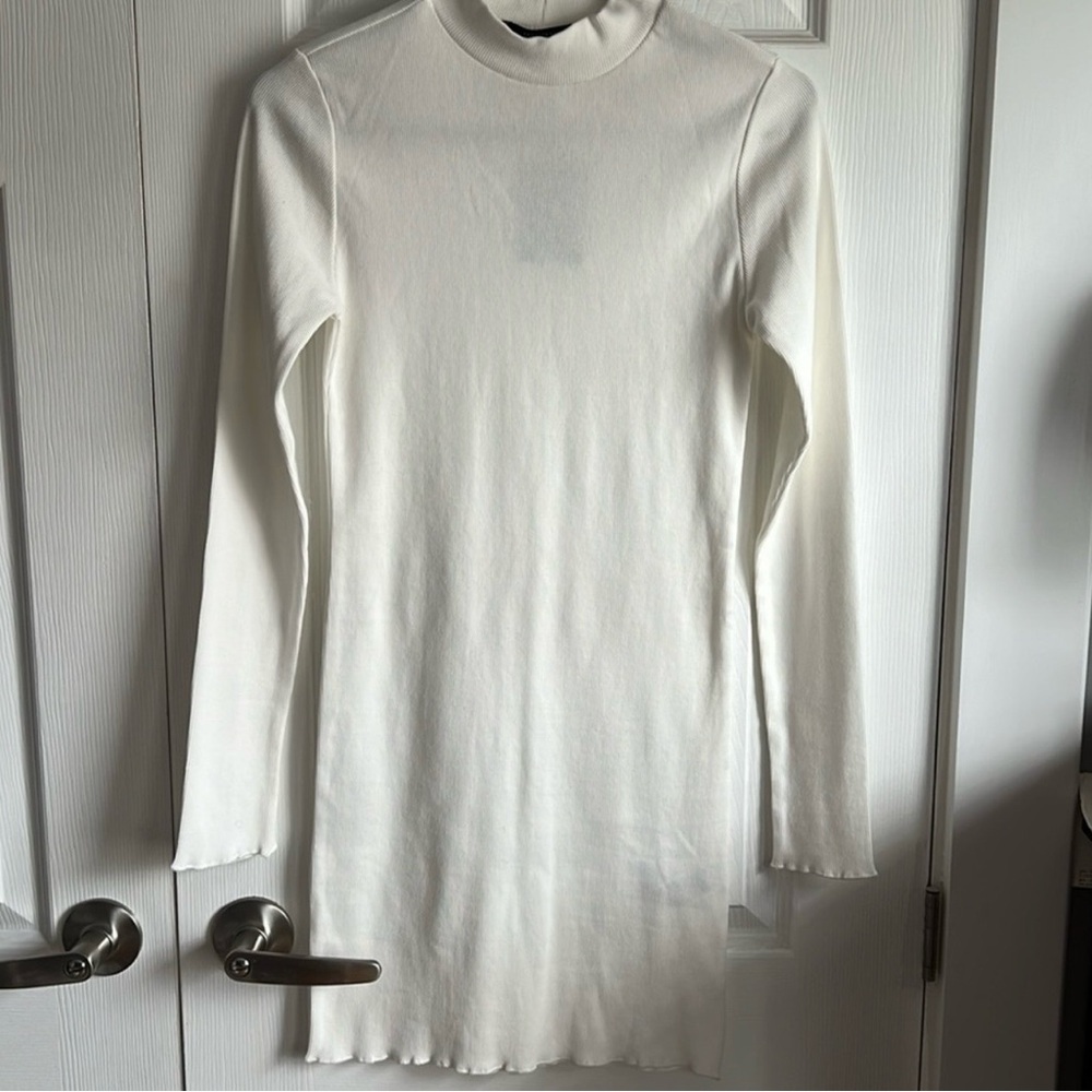 Forever 21 Long Sleeve Dress
